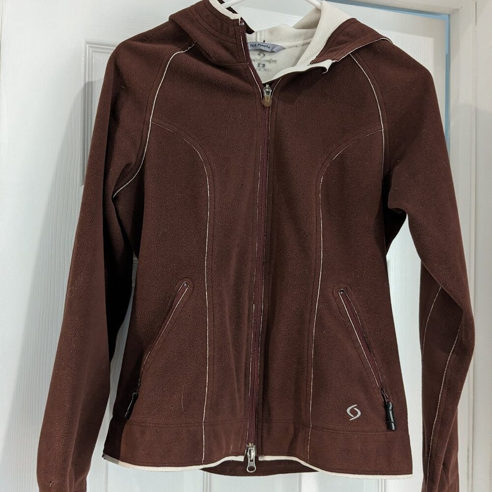 Moving Comfort windproof fleece